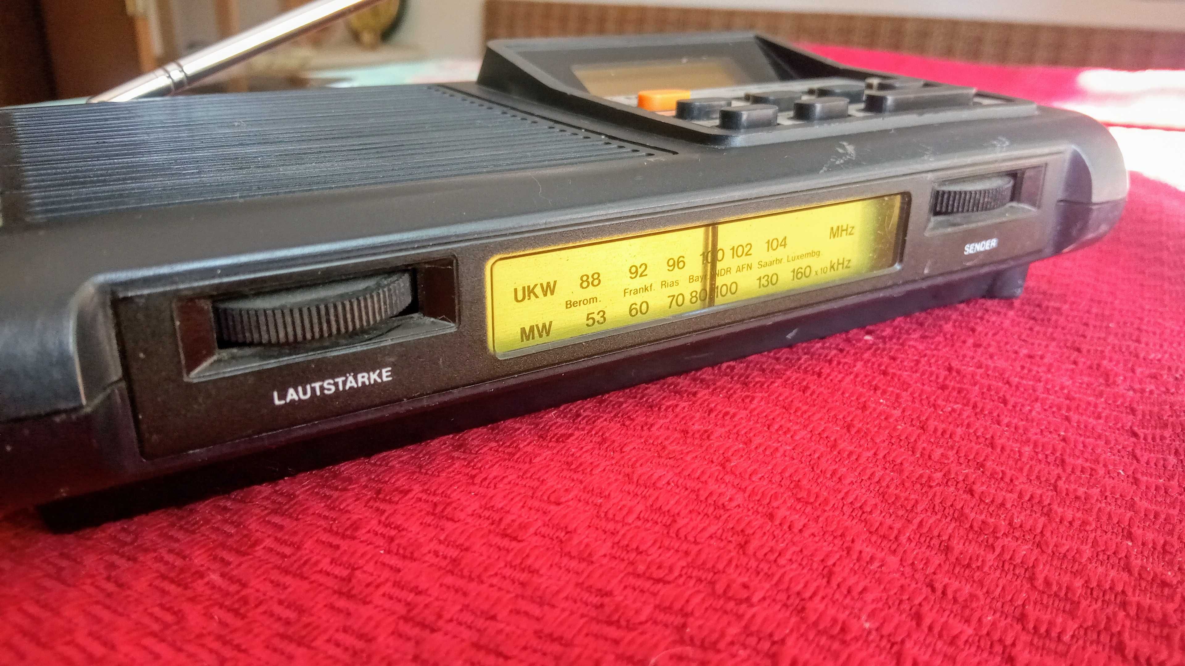 Radio cu ceas Analogic Clasic Made in Germany anii '70s