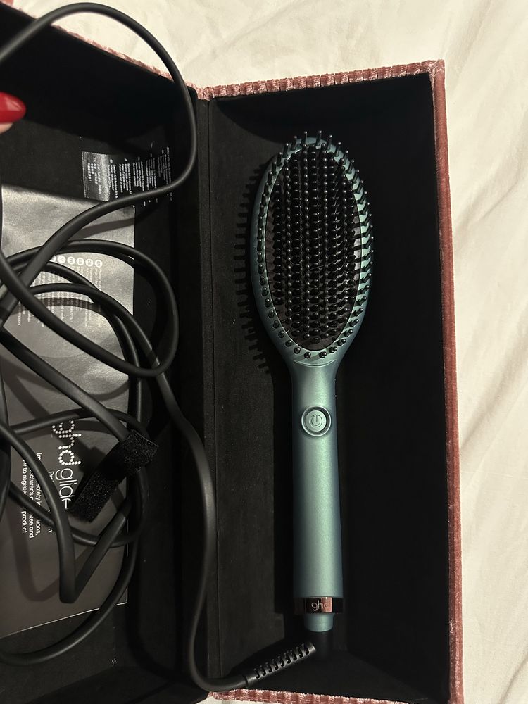 Професионална ghd glide smoothing hot brush