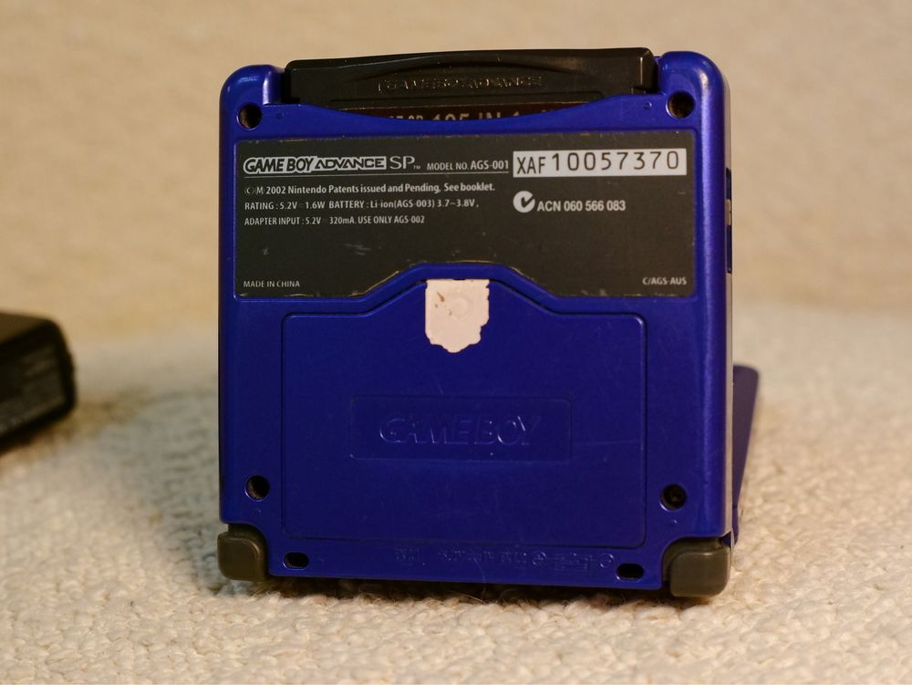 Продается Gameboy Advance SP original + картридж