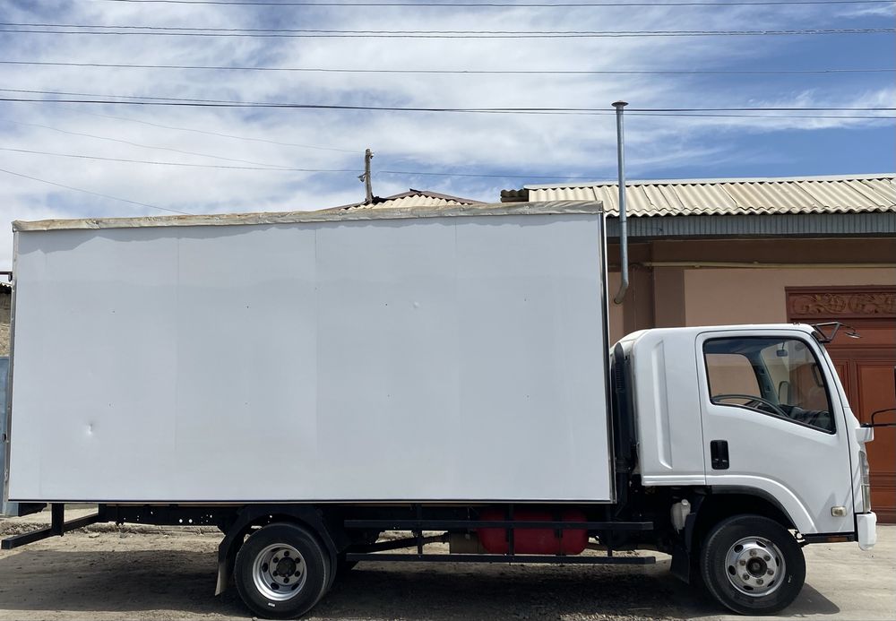 Isuzu NPR 5Tyuk mashinasi sotiladi