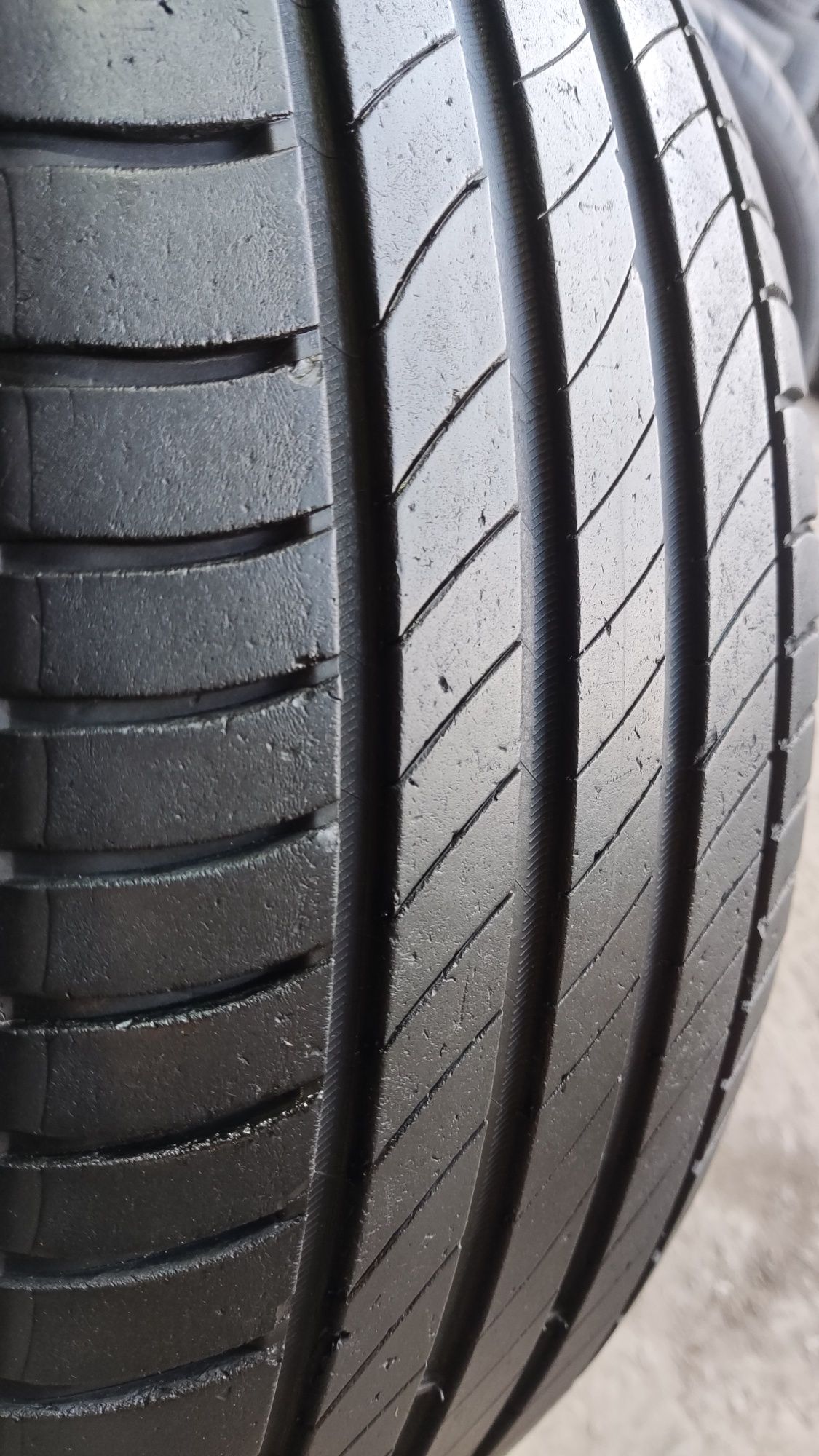 4бр летни гуми 225/60/17 Michelin Primacy 4, dot19
dot 0519