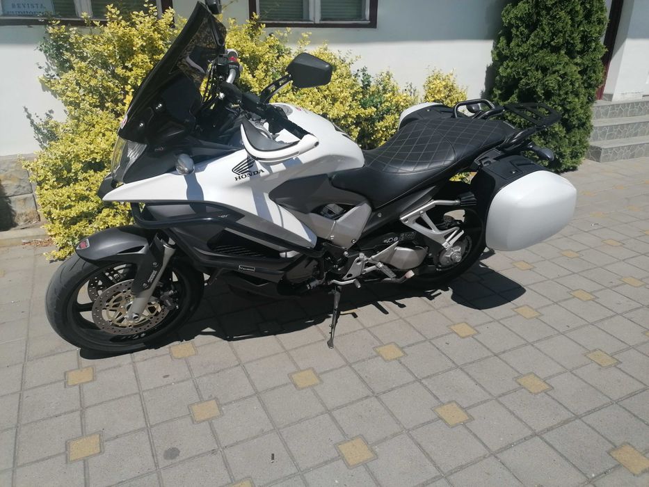 Vand Motocicleta Honda Vfr Crossrunner 800x ABS