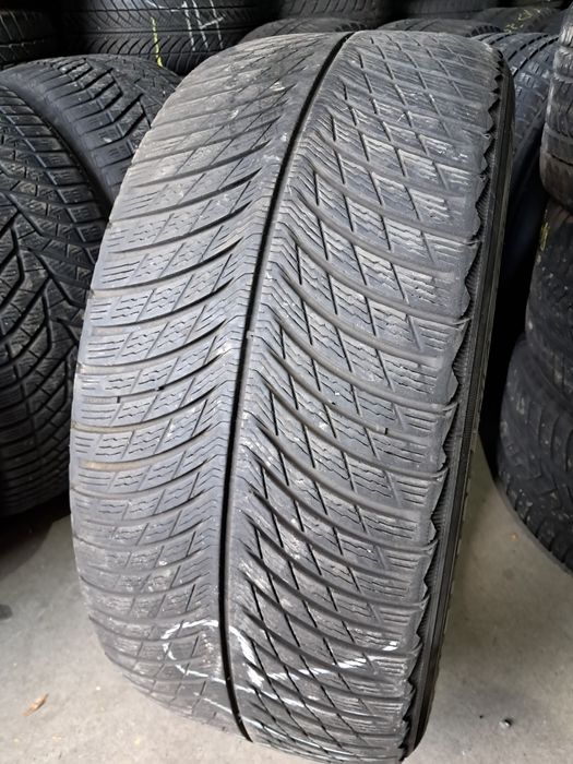 1xAnvelopa second iarn 285 40 R22 Michelin 6.3mm  2024