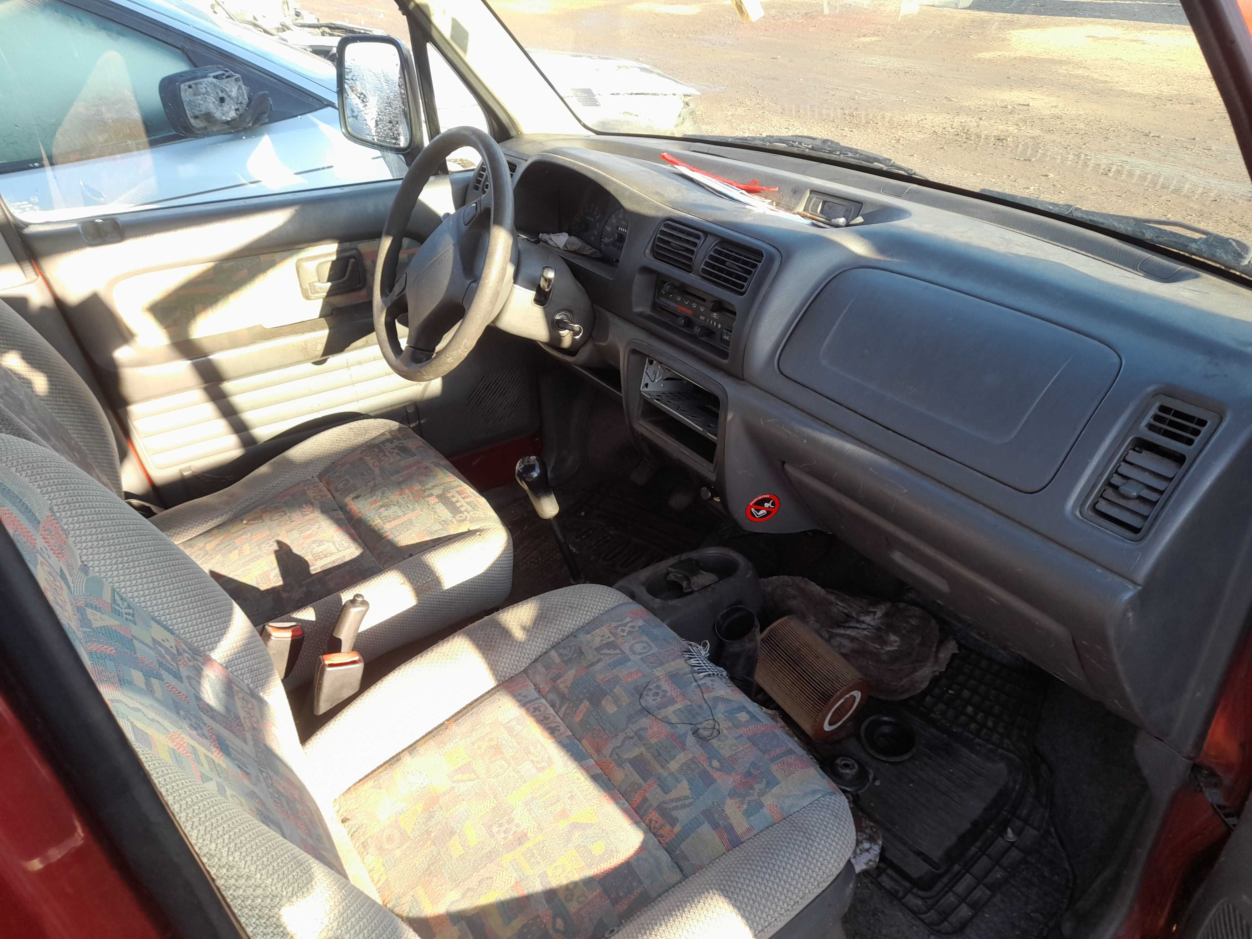 На части! Suzuki Wagon R+ 0.7