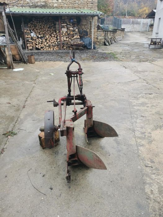 Плуг за трактор над 20к.с.