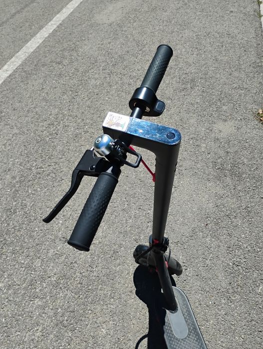 Vând trotinetă electrică