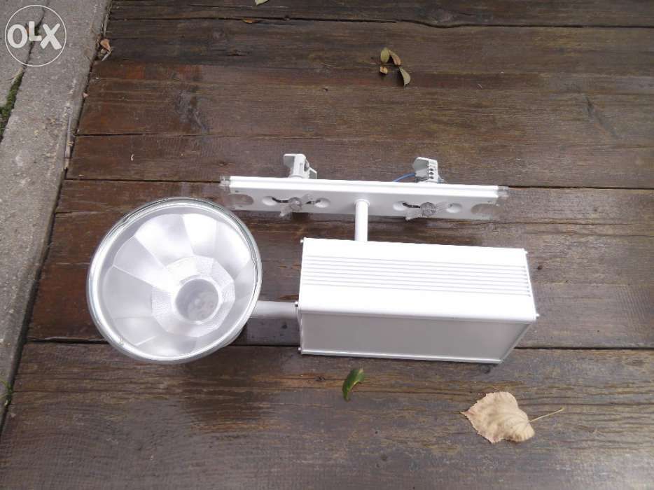 Lampa profesionala Zumtobel®