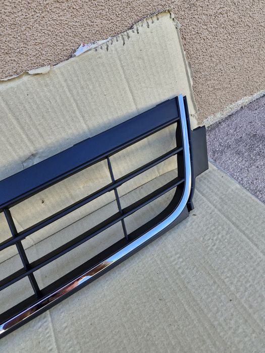 Grila inferioara Vw Sharan 7N 2011-2019 NOUA AM