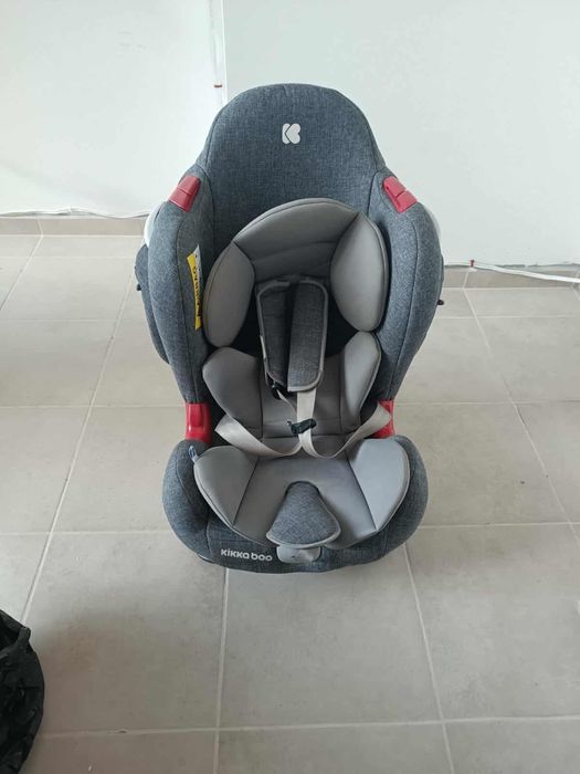 Детска количка и столче за кола