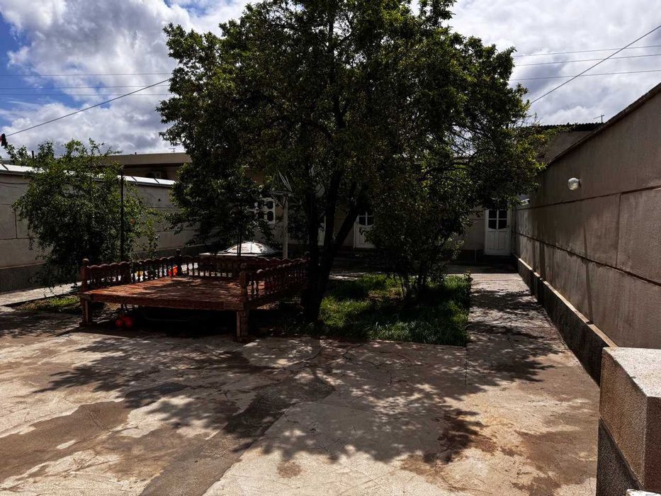 Коттедж - ховли уй Ватстрой