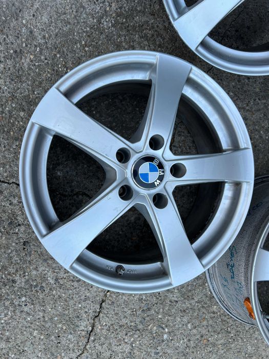Jante BMW 5x120 cu anvelope iarna 225/55 R17 noi Dot 2025