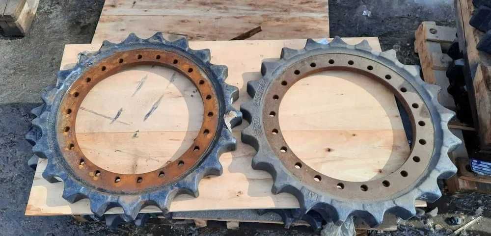 Звездочка для экскаватора Jcb,Komatsu,Doosan ,Cat,Hitachi,Hyundai