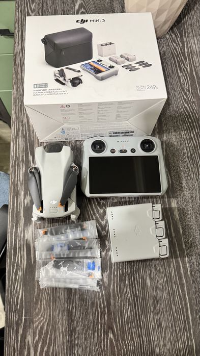 Продаю дрон DJI Mini 3