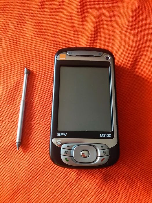 HTC herm 100/SPV M 3100 ( decodat, impecabil)