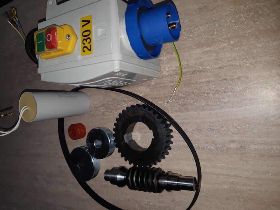 Dezmembrez/piese si betoniera noua imer 350.