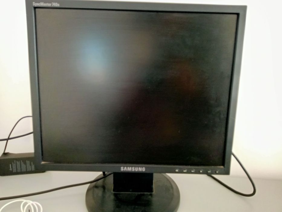 Монитор Samsung 75hz