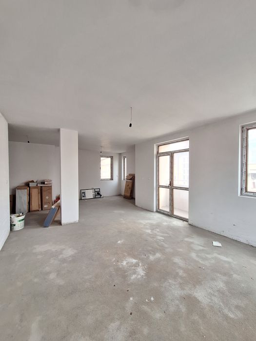 Продава се Тристаен апартамент в Пловдив, Съдийски - 125 кв.м за 950 €/кв.м - Снимка #8