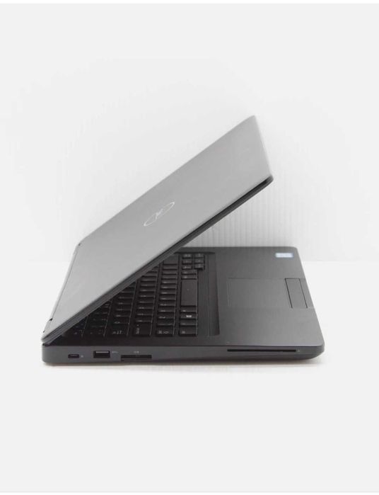 Dell LATITUDE 5490 I5-8350U 1.70 GHZ 8 GB RAM 512 GB English