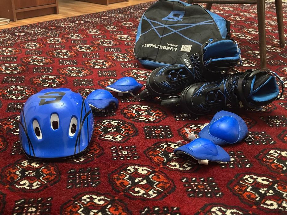 Срочно продаются почти новые ролики