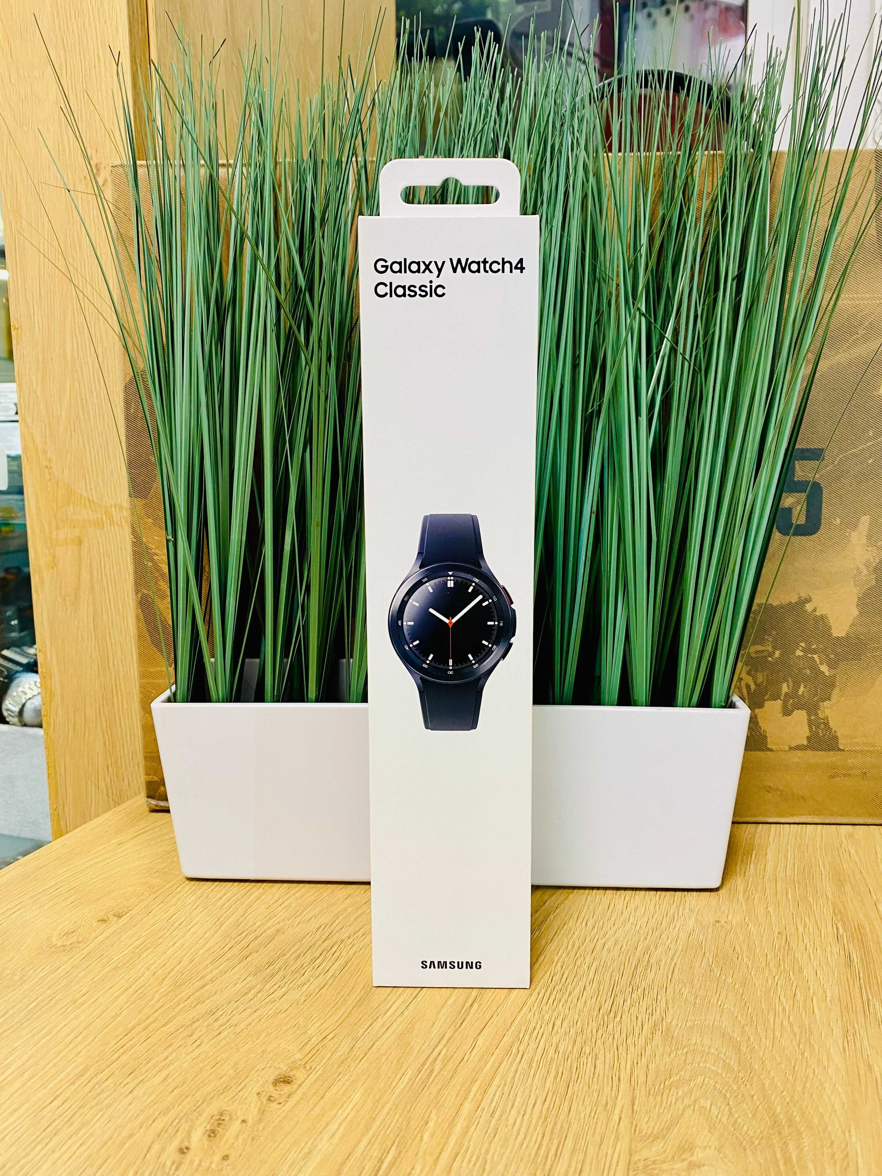 НОВ !!! Samsung Galaxy Watch4 Classic 46 mm, Silicone Strap, Black