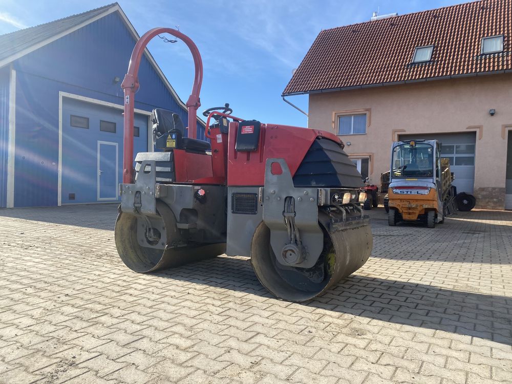 De inchiriat vibrocompactor , rola compactor Amman