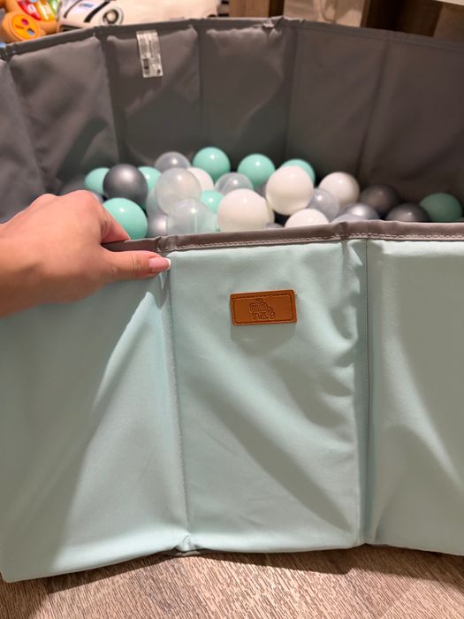 Сгъваем басейн с 90бр топки