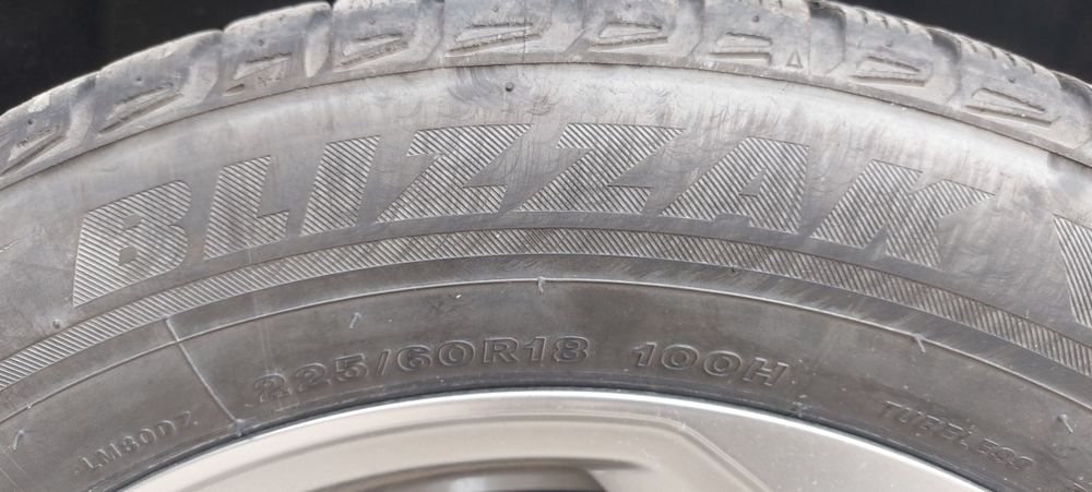 225/60/18 зимни гуми
