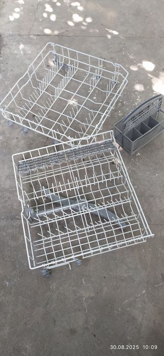 Комплект корзин для посудомоечных машин бош