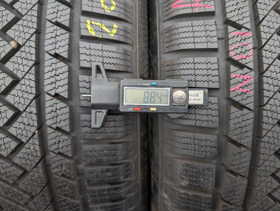 SET 4 Anvelope Iarna 215/55 R18 CONTINENTAL WinterContact TS850P