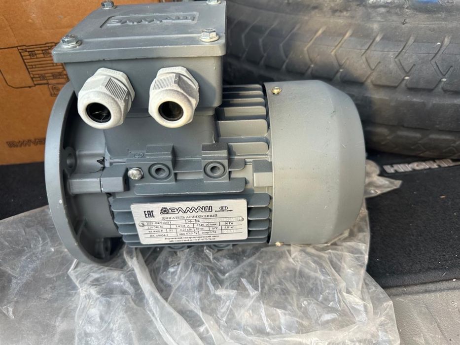 Электродвигатели 0,25 кВт скорость вр.1500 об.