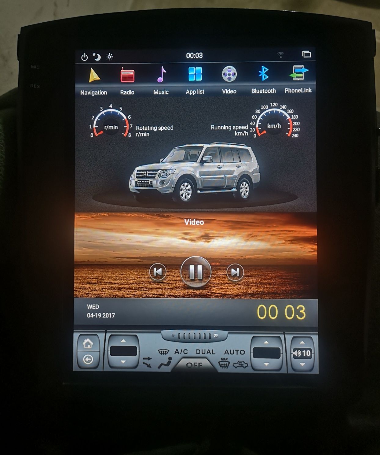 Multimedia navigatie Pajero 2006+ model Tesla