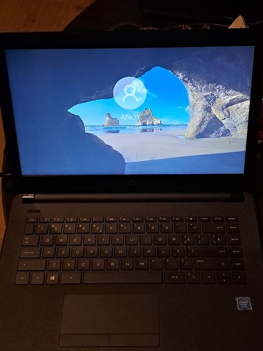 Vând  Laptop marca HP