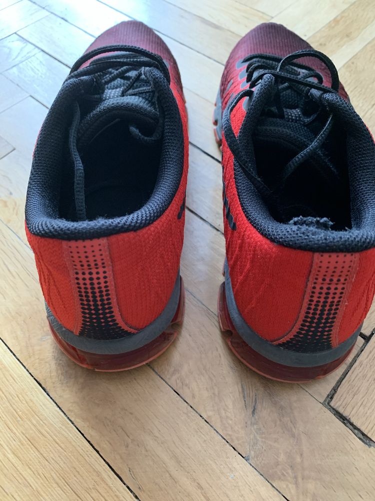 Маратонки Asics