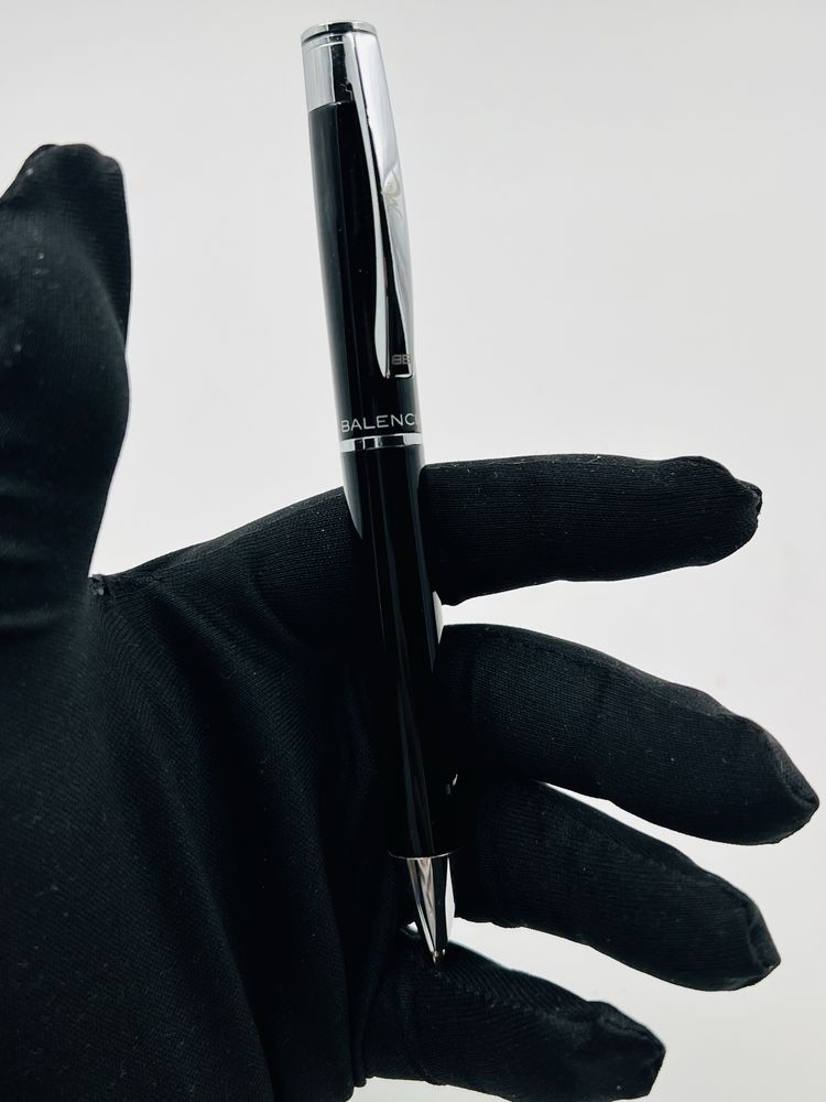 Balenciaga химикалка