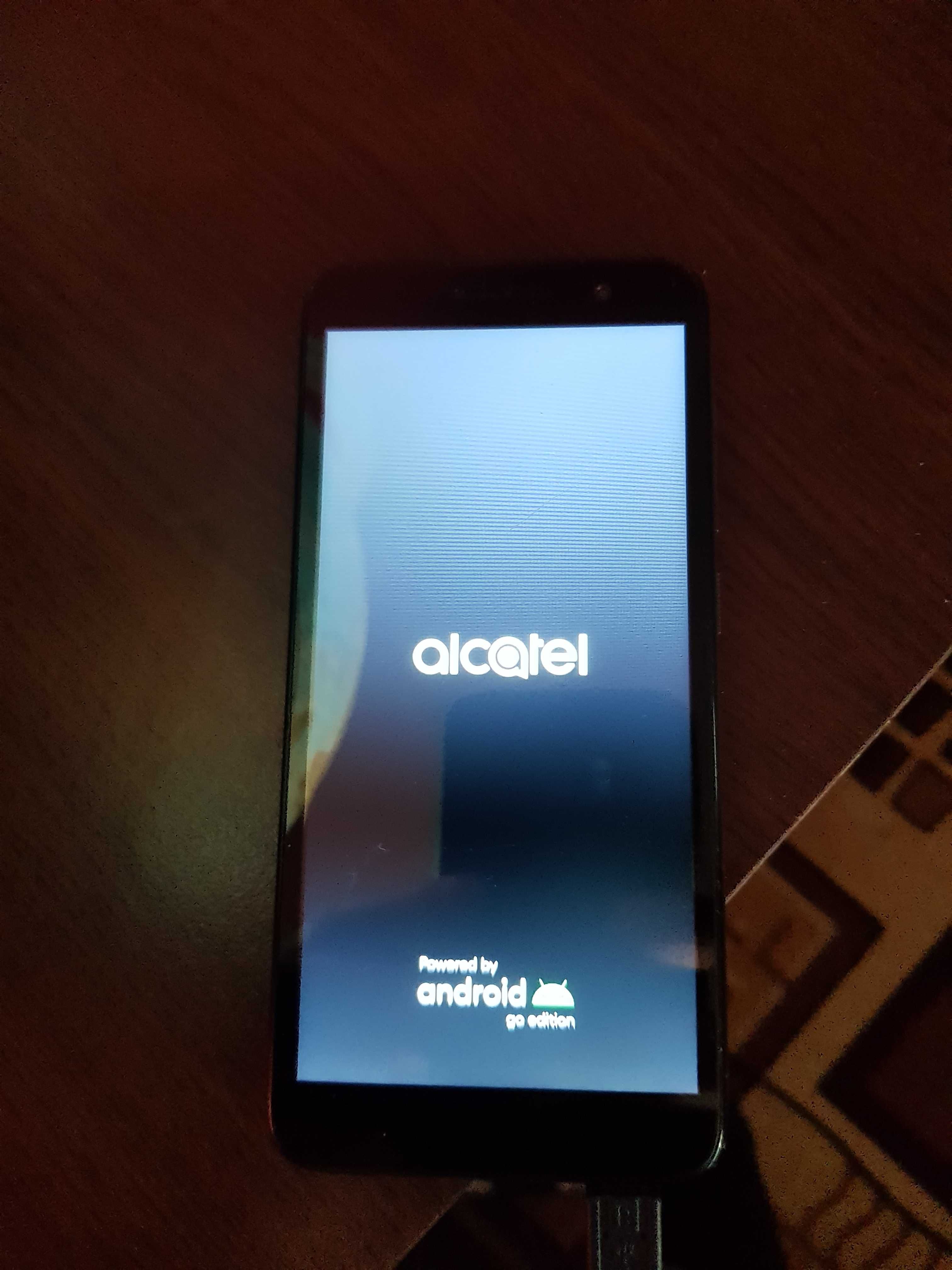 ALCATEL смартфон