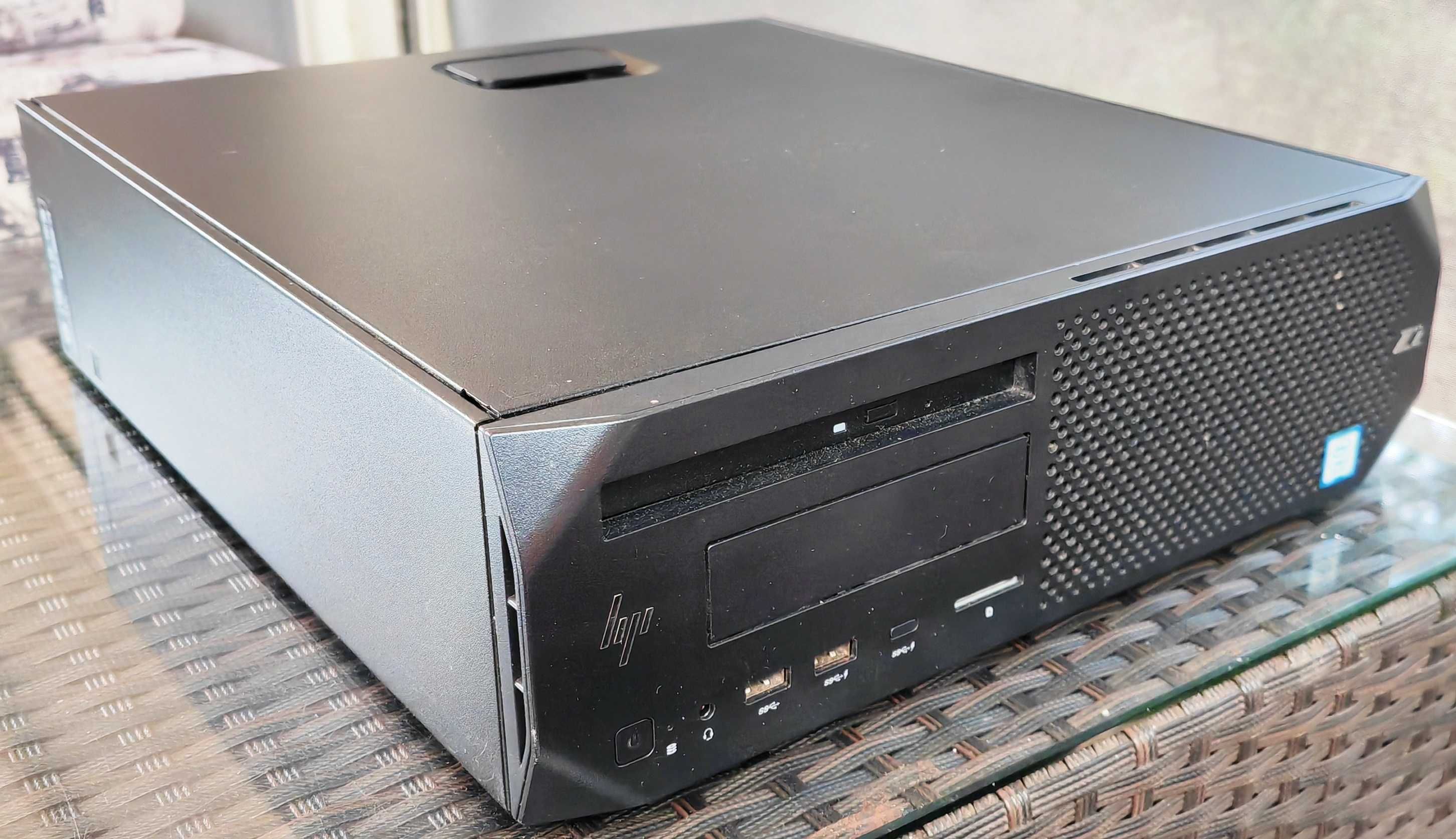 HP Z2 SFF G4/Core i7 8700/Intel HD 2GB/16GB RAM/512GB SSD NVMe
