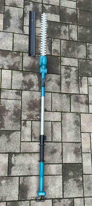 Foarfecă electrică pentru gard viu Makita