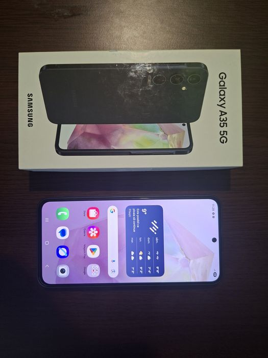 Samsung galaxy A35 5 G 128 gb. 6 gb ram dual sim ca nou
