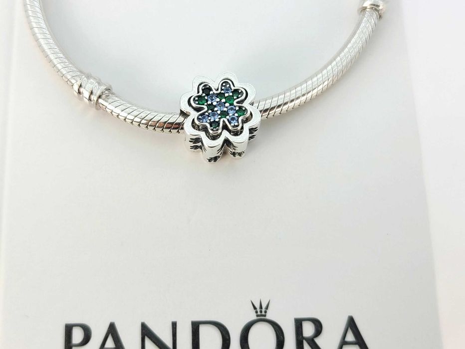 Talisman Trifoi cu patru foi ce poate fi împărțit, nou!