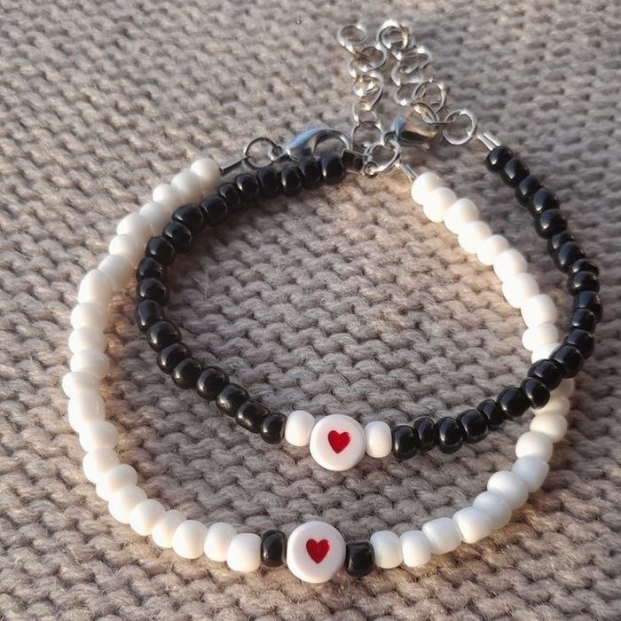 Парные браслеты ко дню святого валентина