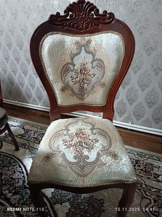 Mebel sotiladi, holati yengi