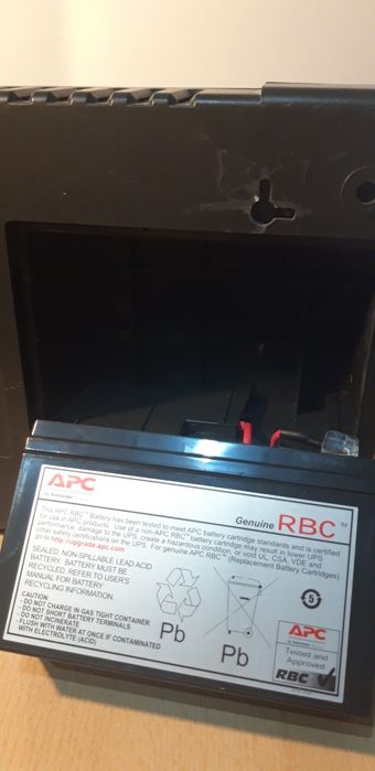 Sursa neintreruptibila APC Back-UPS ES 400