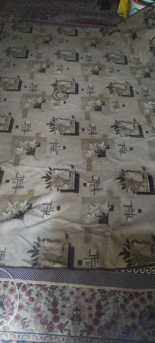 Палас коврик    .