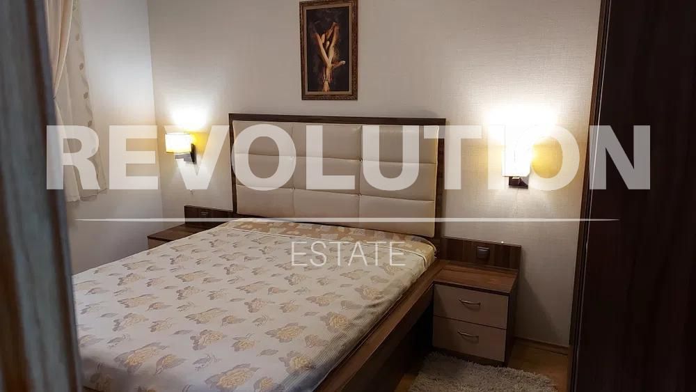 Дава се под наем Тристаен апартамент в Пловдив, Кючук Париж - 80 кв.м за 485 € - Снимка #4