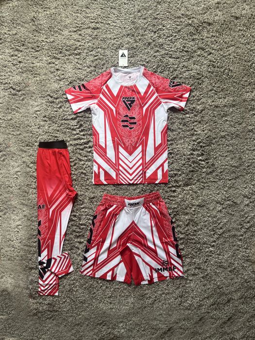 РАЗПРОДАЖБА Венъм ММА Екипи, Нови с Етикет.