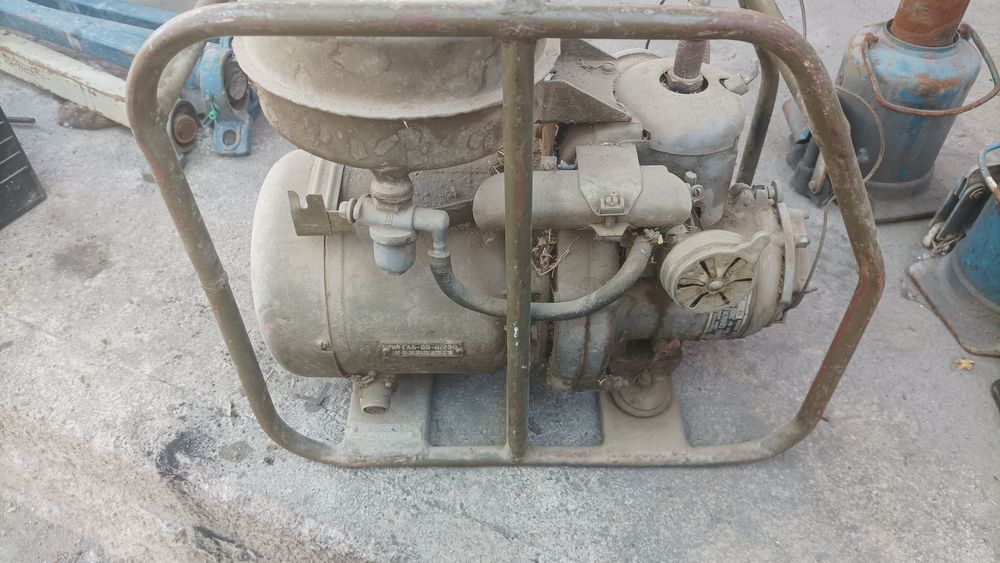 Армейский движок сотилади янги