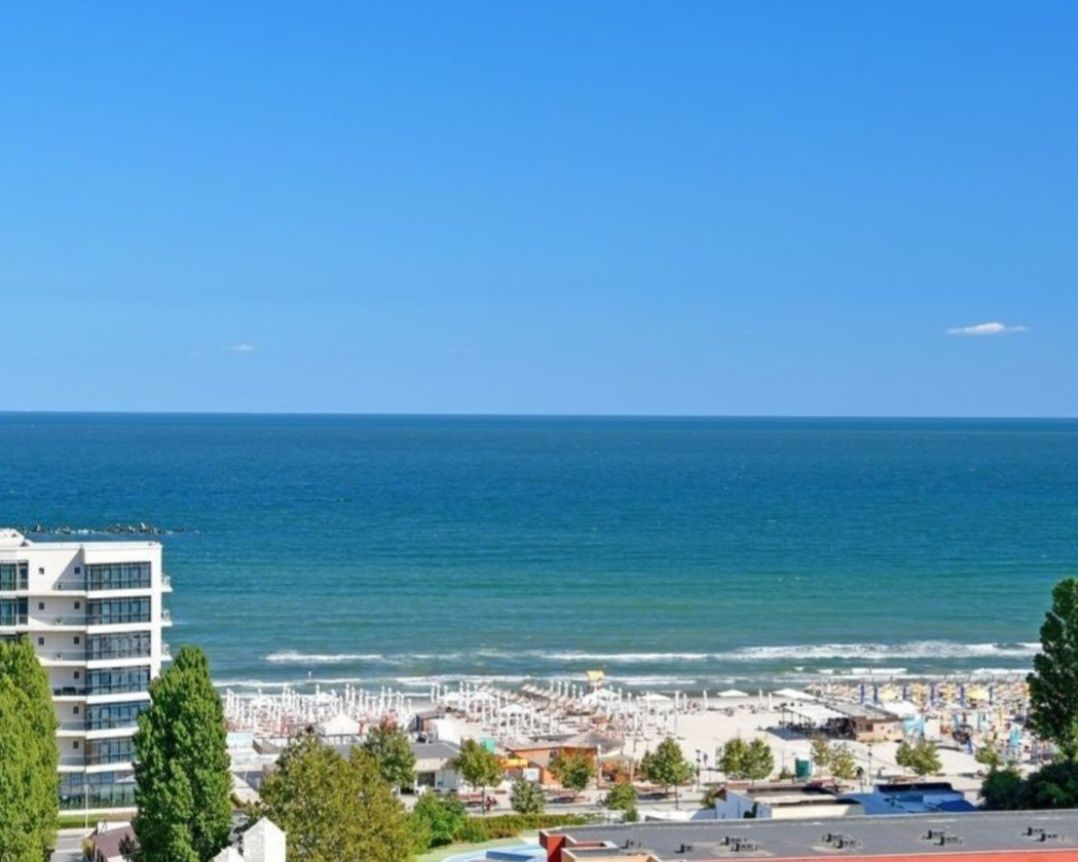 Inchiriez  Ap.3 cam cu vedere la mare/lac,in st.Mamaia