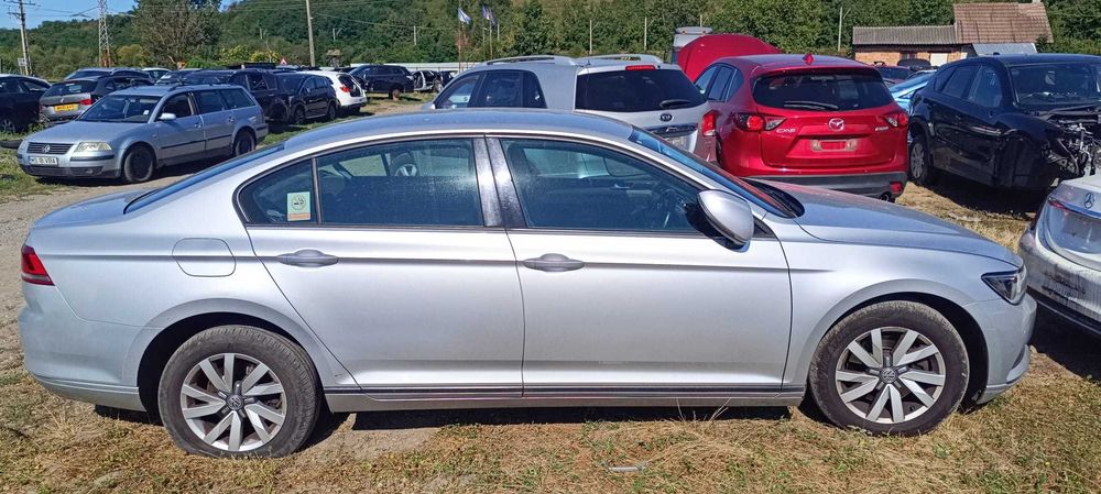 Dezmembrez VW Passat B8  1.6 tdi 2016