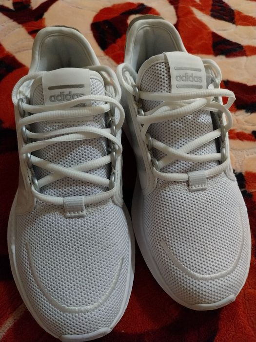 Adidași adidas mărimea 38
