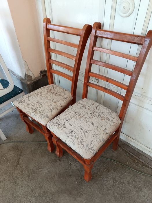 Stol stul sotiladi yangidek